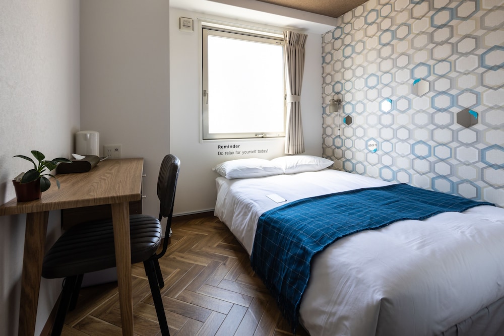 スタンダード ダブルルーム | ホテル湾 Osaka ebisu