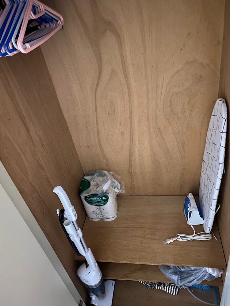 ワードローブ1 | ホワイトテラス桜新町