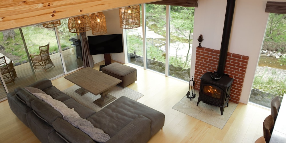 ヴィラ 客室5 | 軽井沢ファニーアワーズ