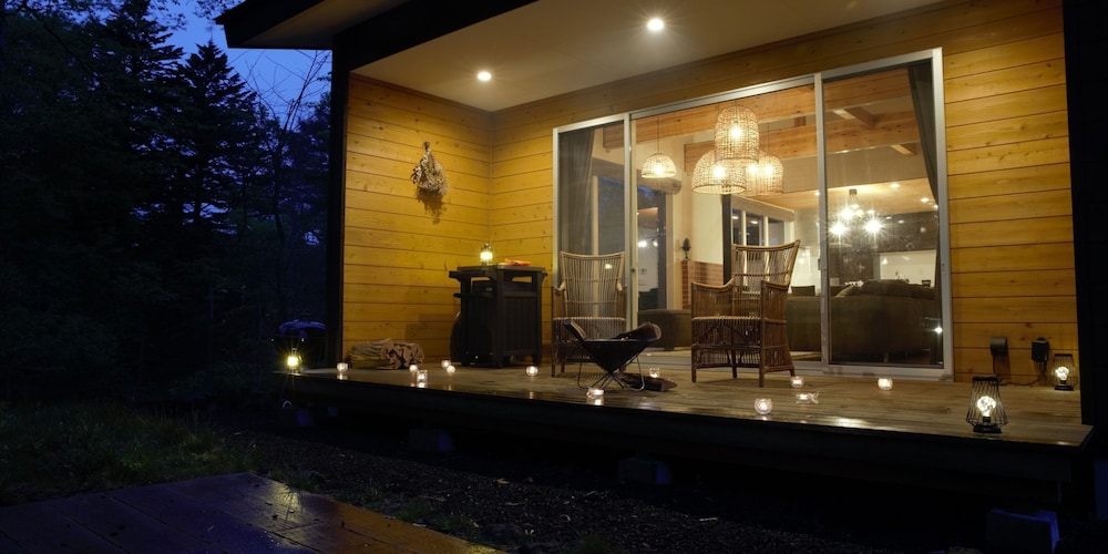 ヴィラ テラス / パティオ10 | 軽井沢ファニーアワーズ