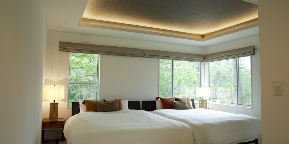 ヴィラ 客室7 | 軽井沢ファニーアワーズ