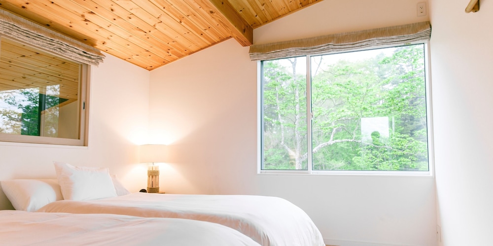 ヴィラ 客室11 | 軽井沢ファニーアワーズ