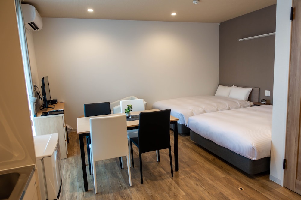 デラックス ツインルーム (23時以降のチェックインはできませんのでご注意ください) | HOTEL R9 The Yard 八代