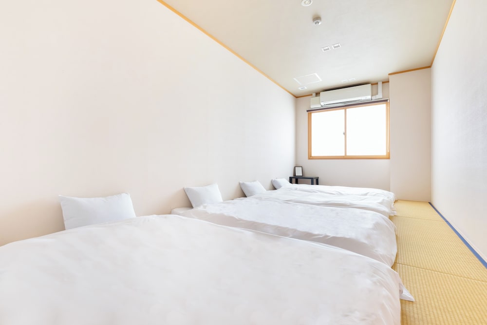 トラディショナル 4 人部屋 禁煙 | Hostel Ogk