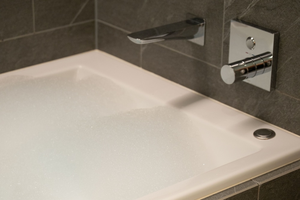 ルーム キングベッド 1 台 禁煙 (View) バスルーム3 | ウェスティンホテル横浜