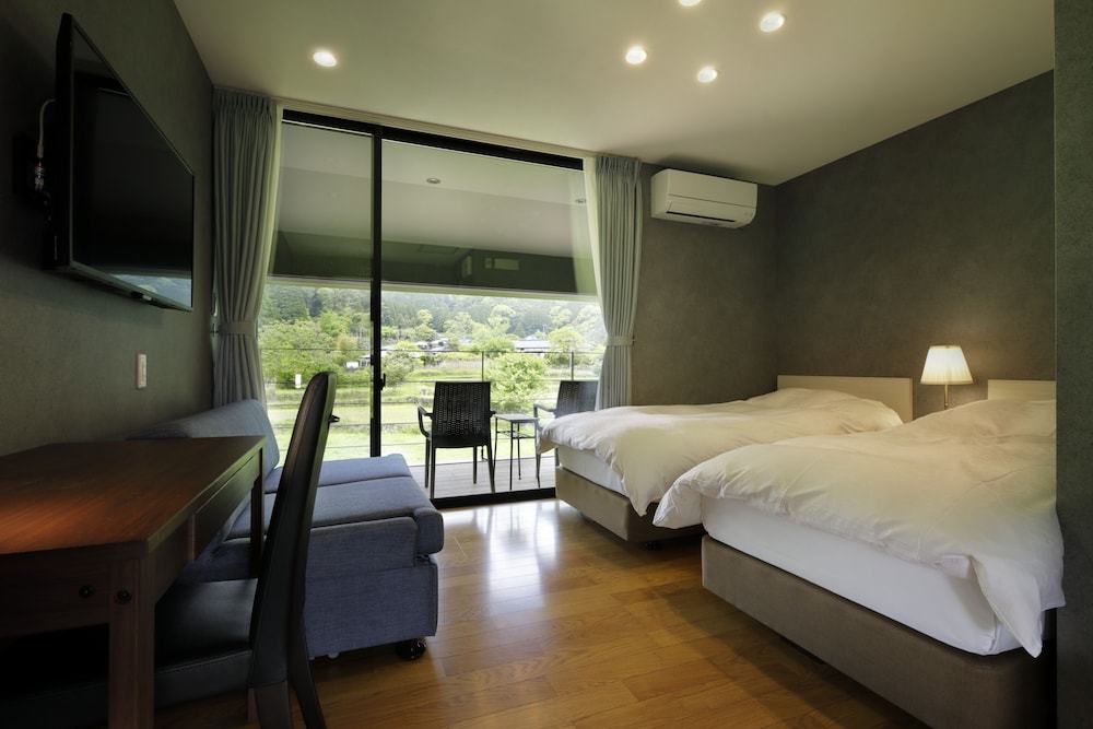 ベーシック ツインルーム 客室5 | 井村家別邸 月の離なれ