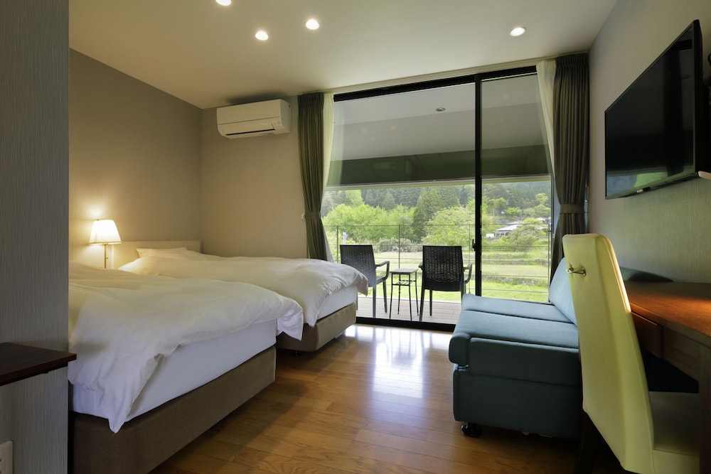 ベーシック ツインルーム 客室7 | 井村家別邸 月の離なれ