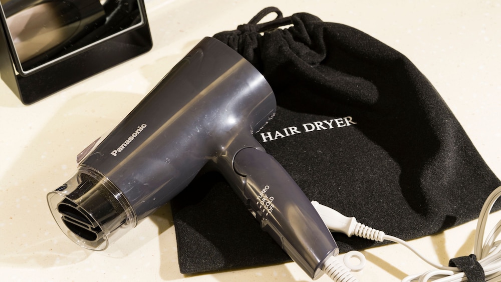 スーペリア ツインルーム(2名利用) 客室の設備とサービス3 | グリッズプレミアムホテル小樽