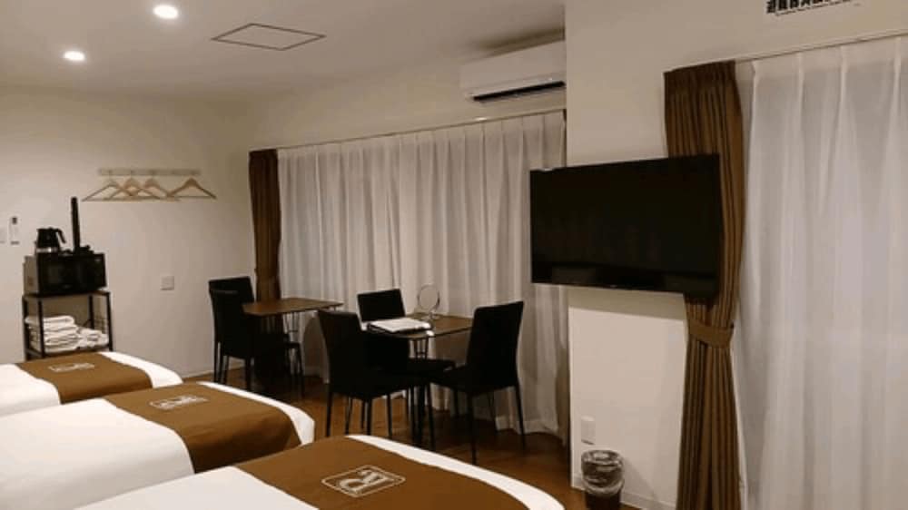 コンド5ベッド 禁煙 客室3 | ホテルリビングイン那覇港前