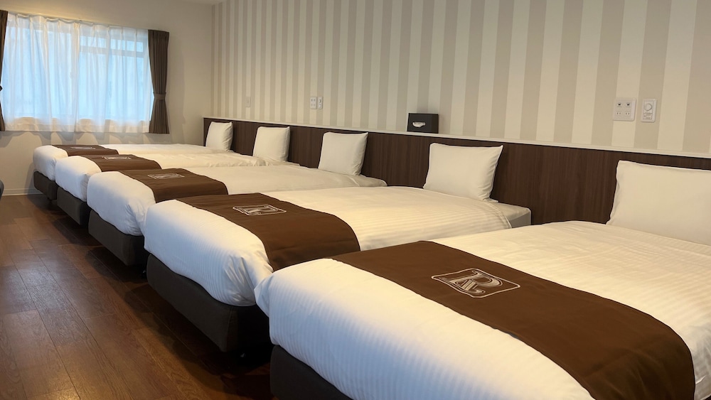 コンド5ベッド 禁煙 | ホテルリビングイン那覇港前