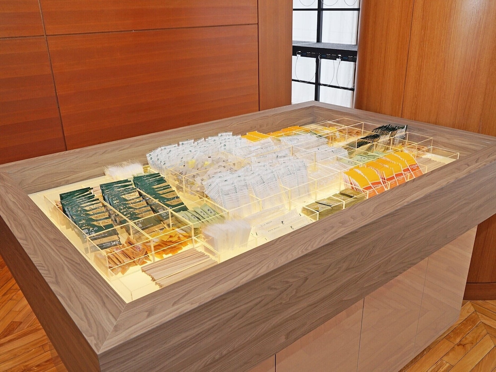 スタンダード ダブルルーム 喫煙可 客室の設備とサービス1 | チサン ホテル 横浜伊勢佐木町