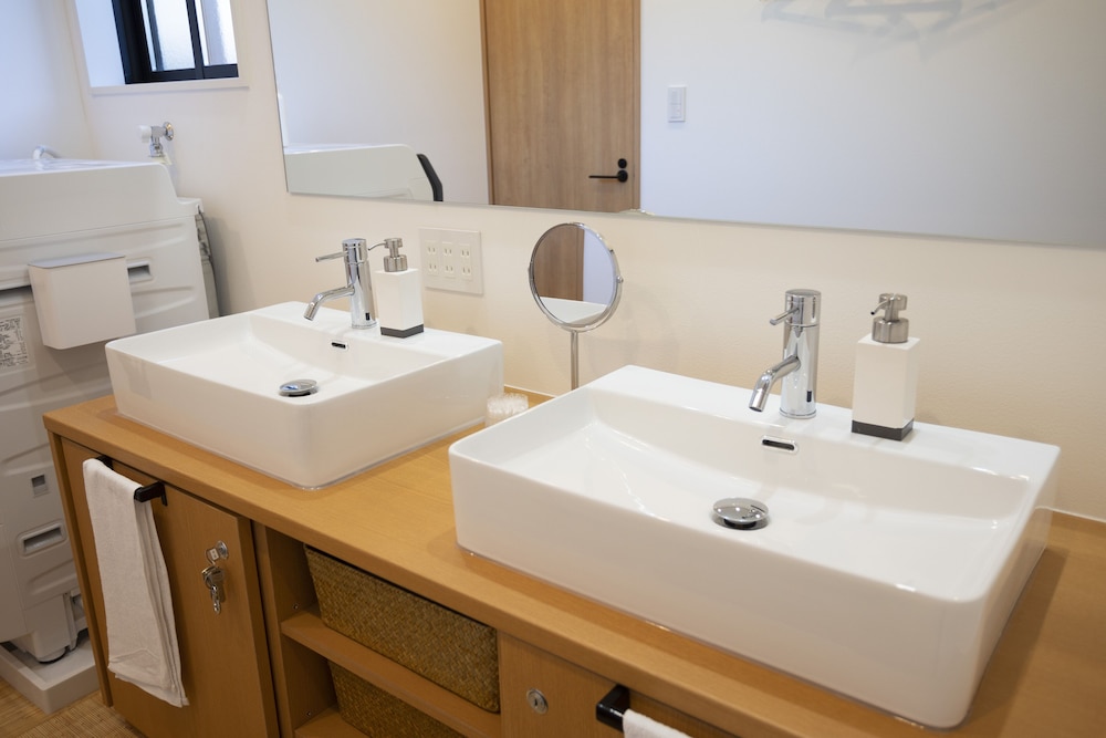 ラグジュアリー ヴィラ バスルーム5 | 浅江 ASAE