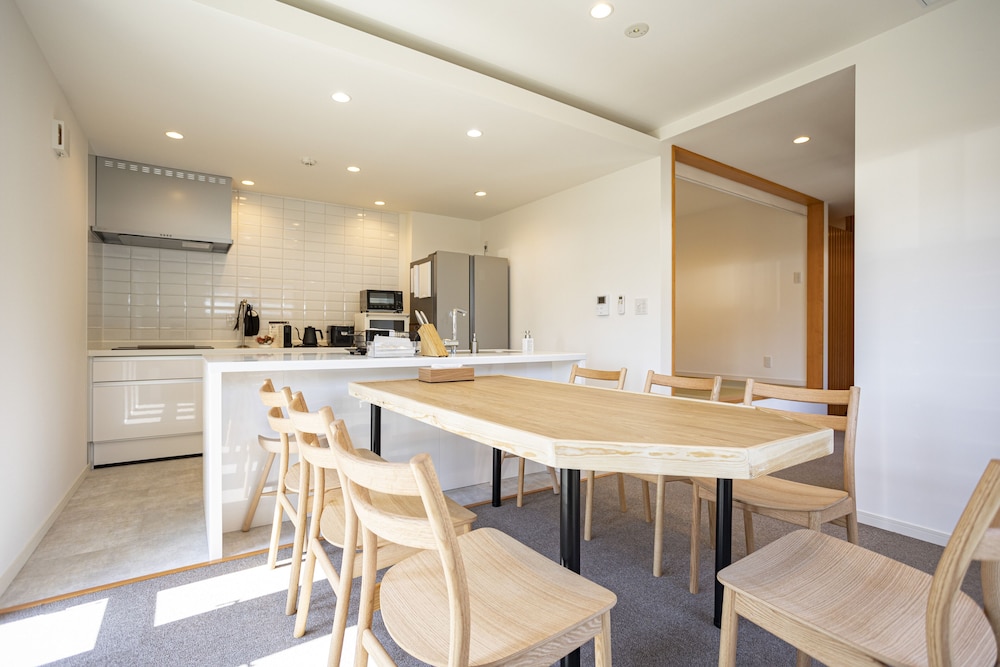 ラグジュアリー ヴィラ ダイニングルーム0 | 浅江 ASAE