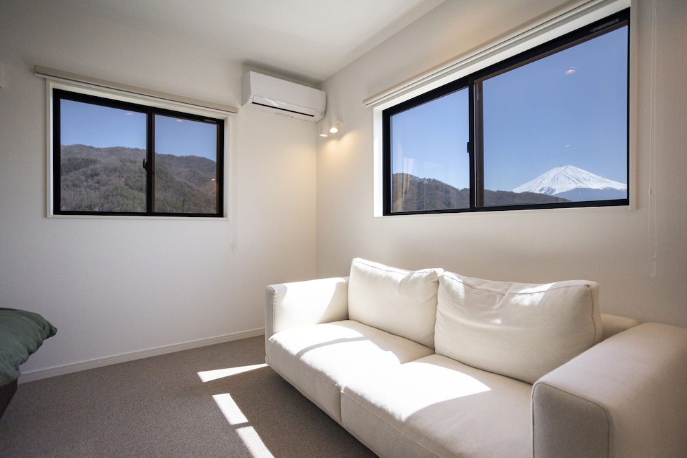 ラグジュアリー ヴィラ 客室13 | 浅江 ASAE