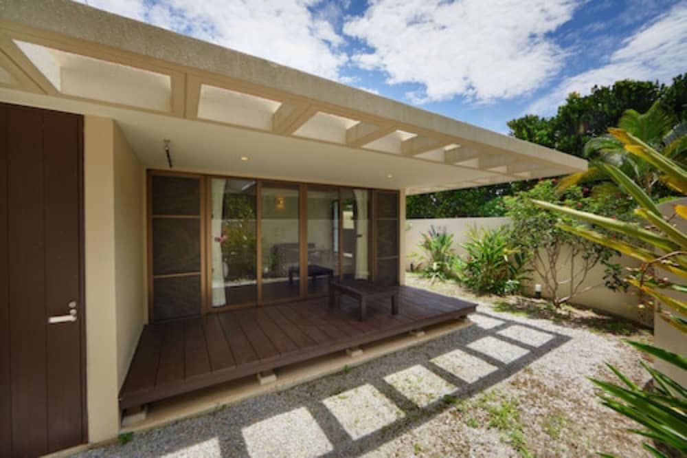 ベーシック ヴィラ テラス / パティオ0 | Private Villas Ryuz 備瀬