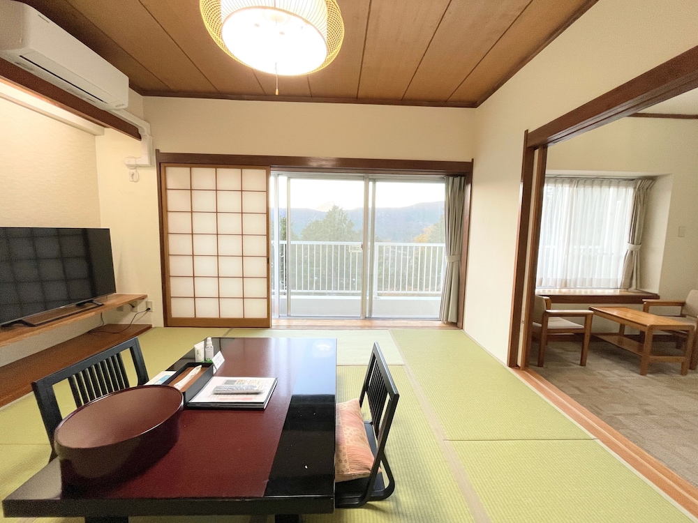 4 人部屋 客室1 | Trip7 箱根仙石原温泉ホテル