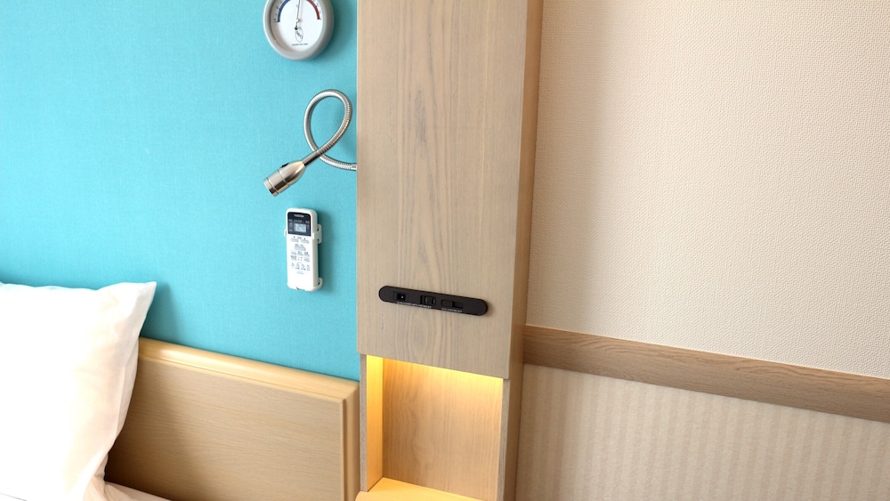 エコノミーダブル 喫煙 客室の設備とサービス0 | 東横 INN 横浜市営地下鉄センター南駅