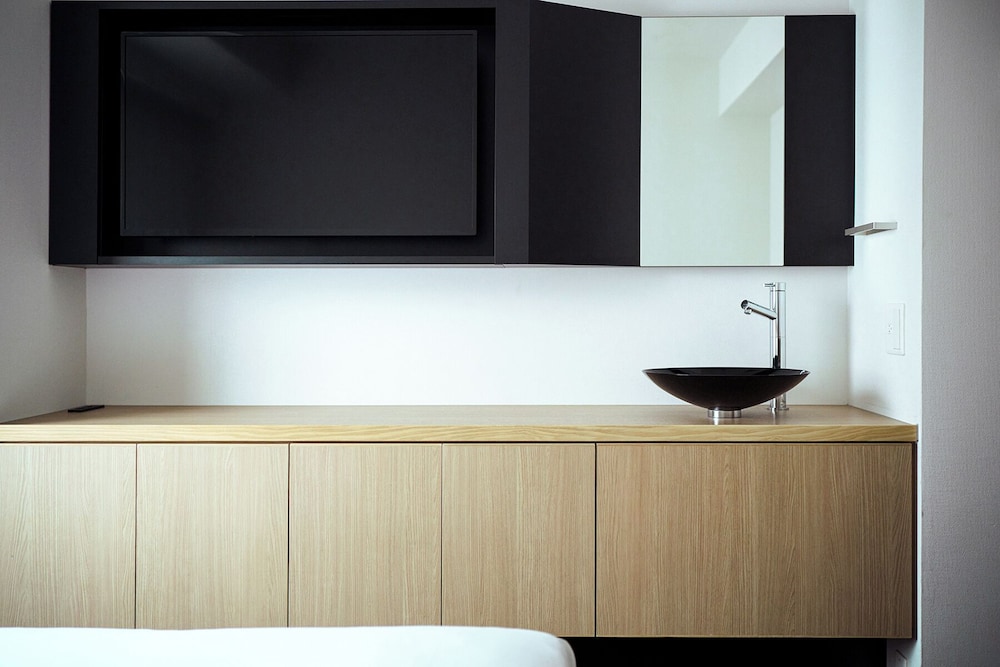 クイーンルーム 禁煙 客室9 | OMO3 東京赤坂 by 星野リゾート