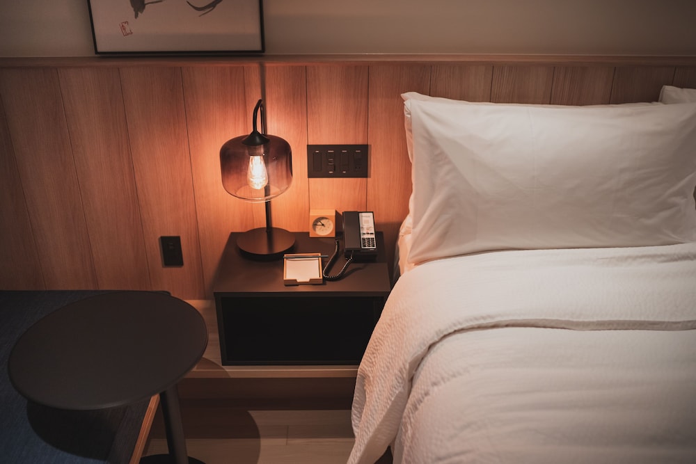 スタンダード ルーム キングベッド 1 台 客室1 | フェアフィールド･バイ･マリオット･北海道南富良野