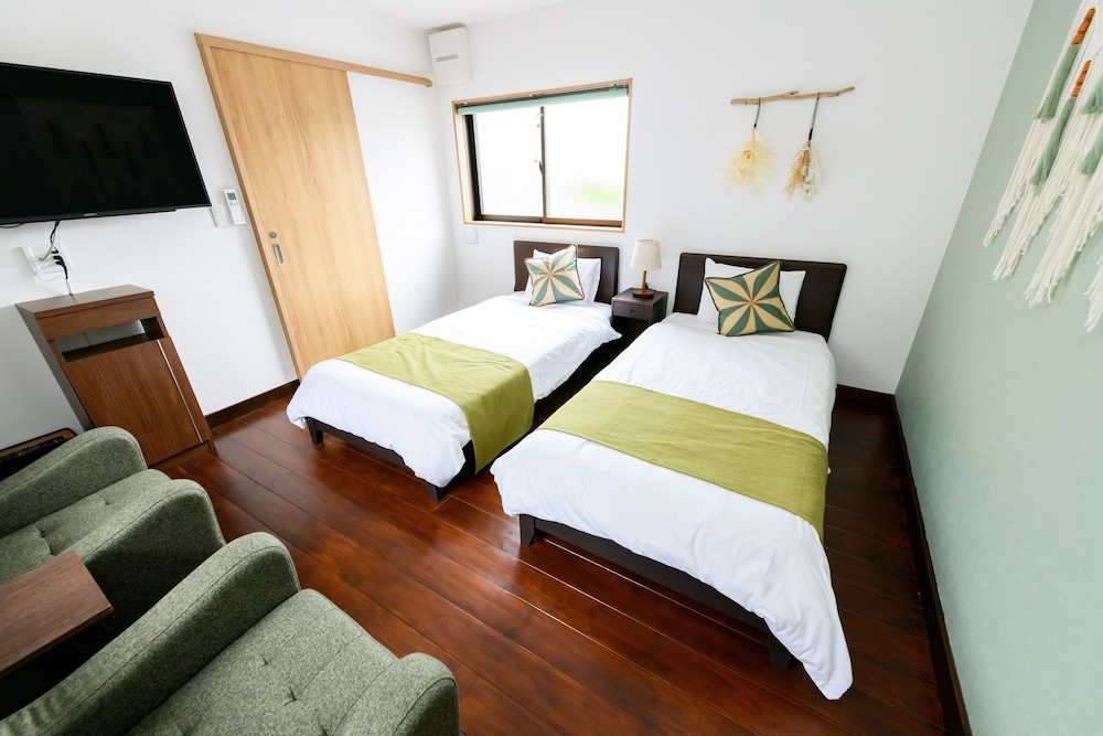 ベーシック ツインルーム 客室4 | T－REEF Vacation House 翡翠 －Jade