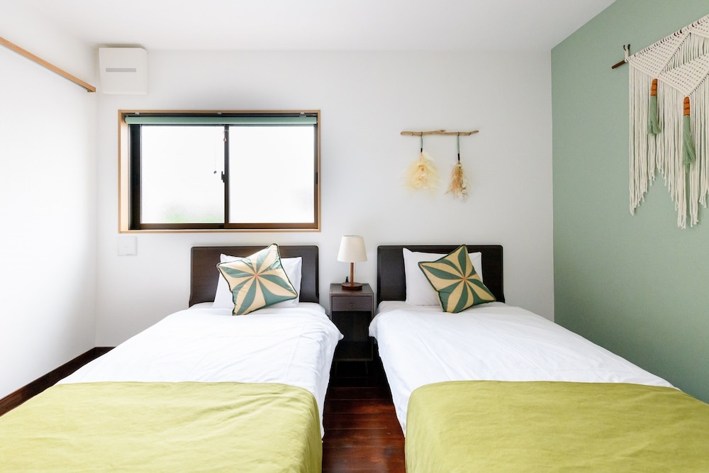 ベーシック ツインルーム 客室8 | T－REEF Vacation House 翡翠 －Jade