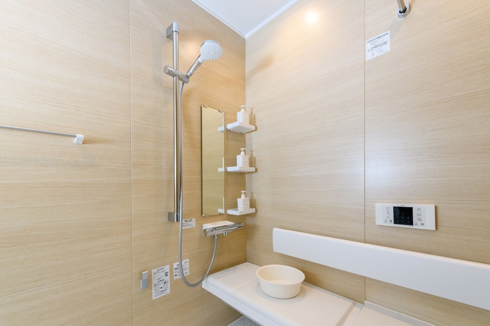 ベーシック ツインルーム バスルーム2 | T－REEF Vacation House 翡翠 －Jade