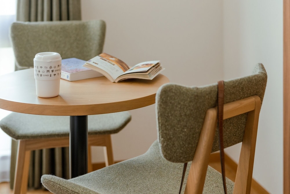 ツインルーム 禁煙 客室3 | OMO5 京都三条 by 星野リゾート