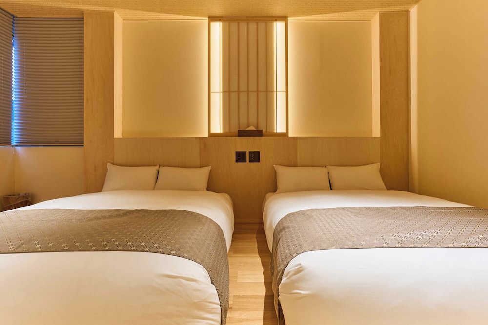 ファミリー ペントハウス 内装1 | 今昔荘 大阪 天保山 - 生洲・高灯籠