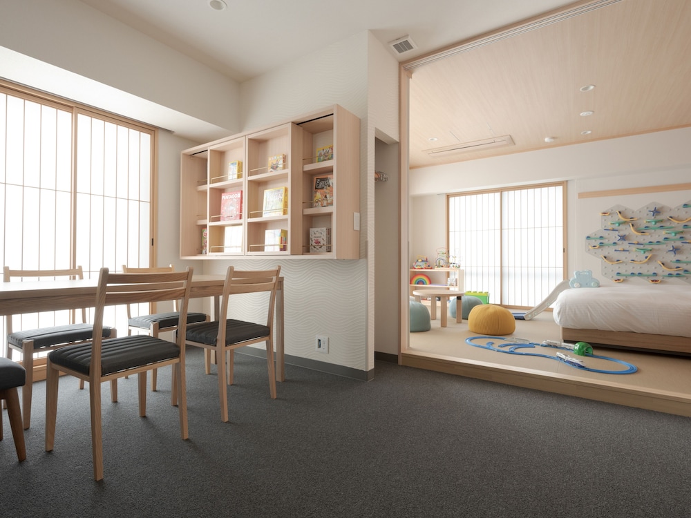 ボードゲームルーム (キッズ) 禁煙 客室1 | MIMARU大阪 難波STATION