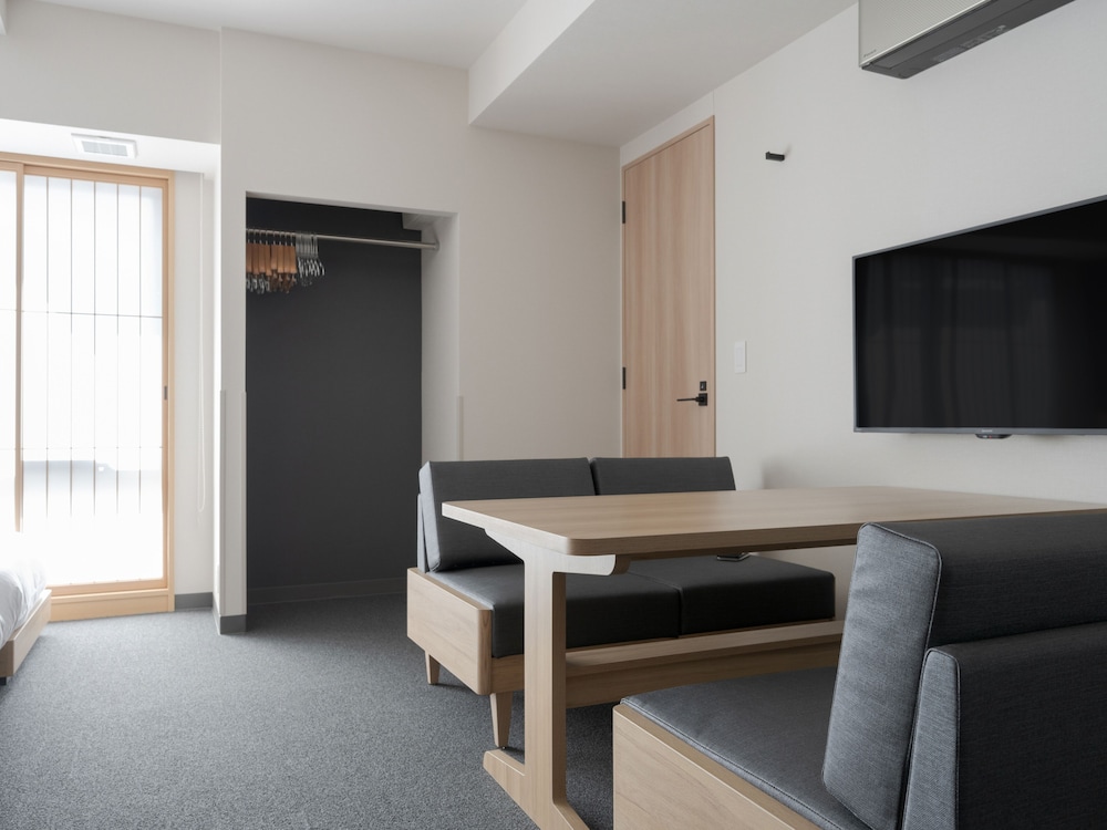 2ベッドルームファミリースイート 禁煙 客室1 | MIMARU大阪 難波STATION