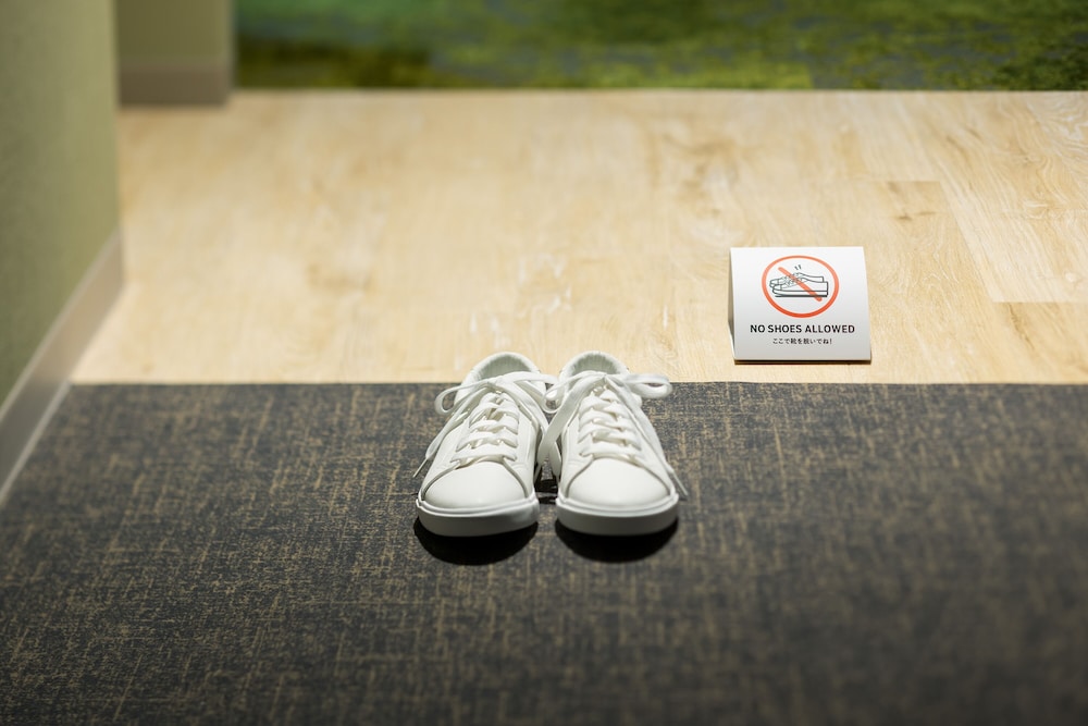 ツインルーム ソファベッド付 客室の設備とサービス1 | OMO5 金沢片町 by 星野リゾート