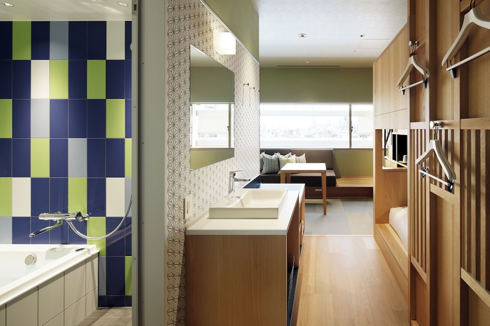 だんだんルーム 禁煙 客室2 | OMO7 大阪 by 星野リゾート