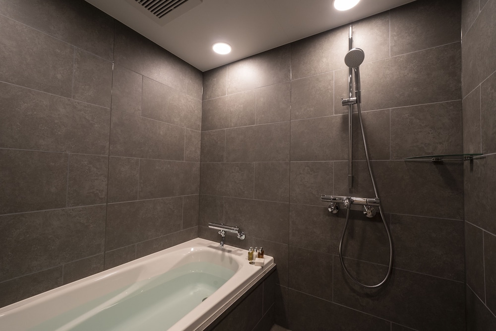 スーペリア スイート 50平米 禁煙 バスルーム0 | 和空 成田山門前