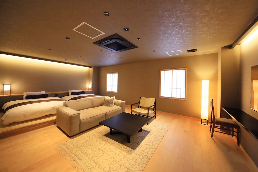 スーペリア スイート 50平米 禁煙 客室1 | 和空 成田山門前