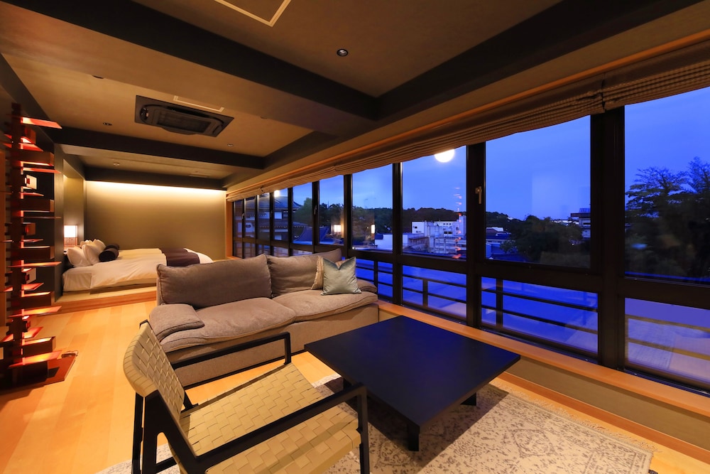 デラックス スイート 57平米 禁煙 客室1 | 和空 成田山門前