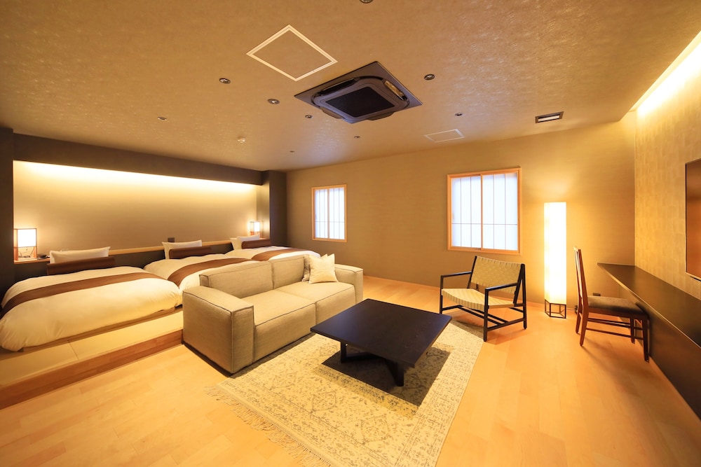 スーペリア トリプルルーム 51平米 禁煙 | 和空 成田山門前