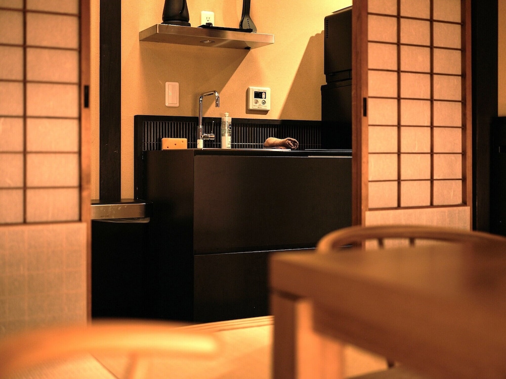 ヴィラ 専用キッチン2 | 紡 祇園白川