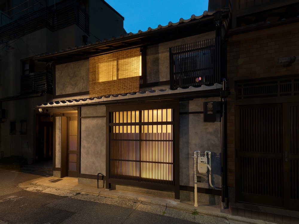 外観1 | 紡 祇園白川