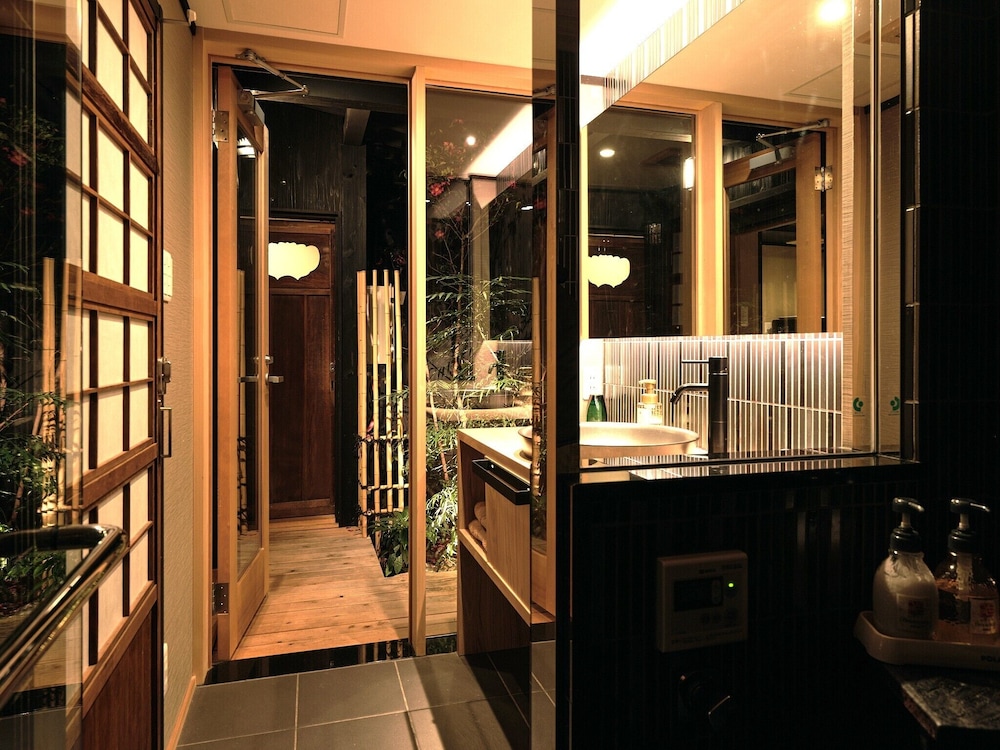 ヴィラ バスルーム4 | 紡 祇園白川