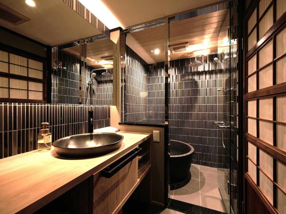 ヴィラ バスルーム3 | 紡 祇園白川