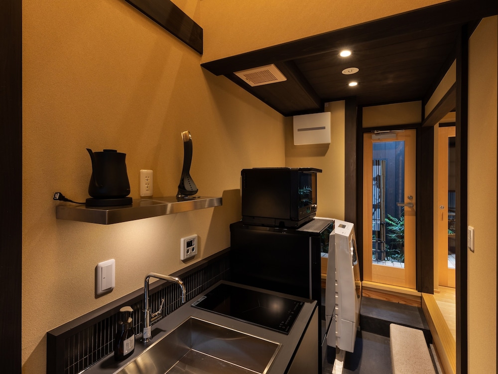 ヴィラ 専用キッチン0 | 紡 祇園白川