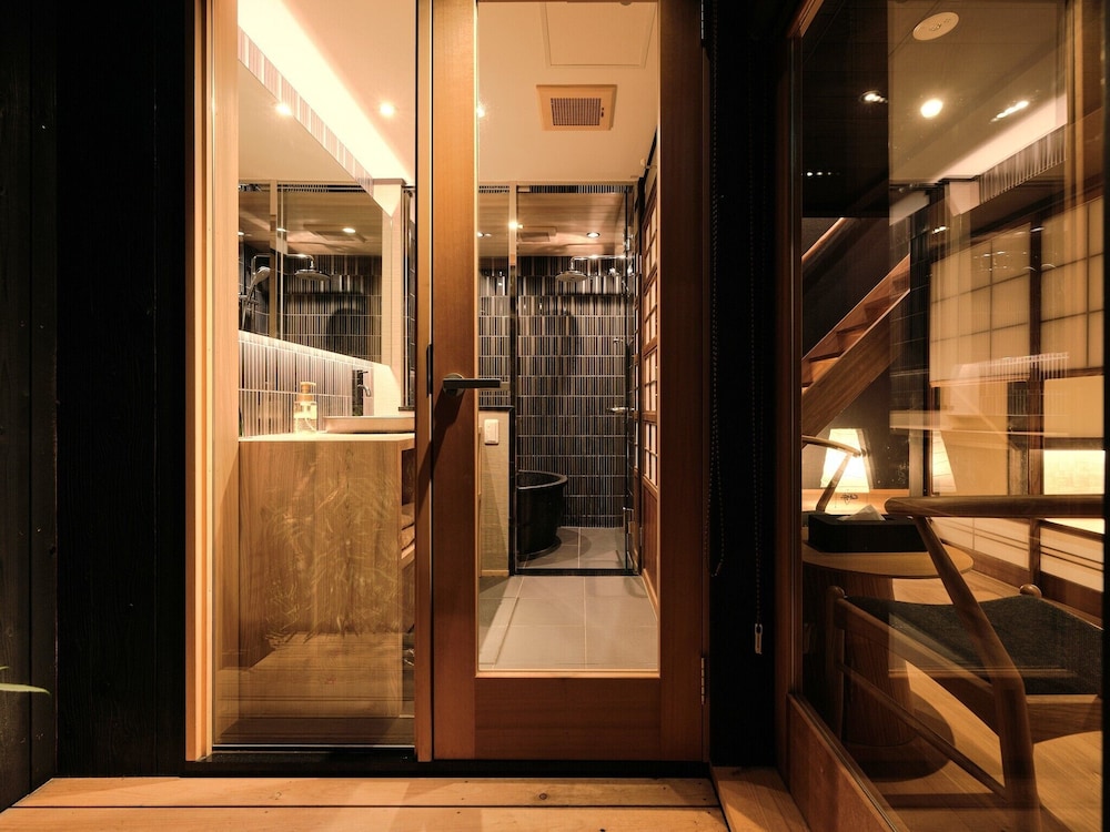 ヴィラ バスルーム2 | 紡 祇園白川