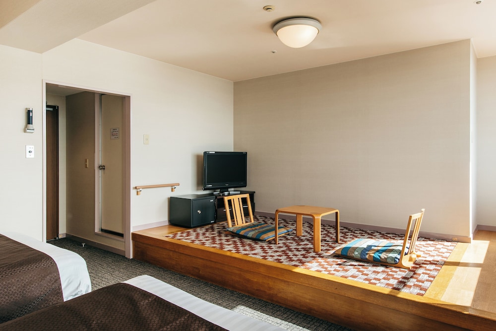 スーペリアツイン（バス付）禁煙 客室2 | 亀の井ホテル 紀伊田辺