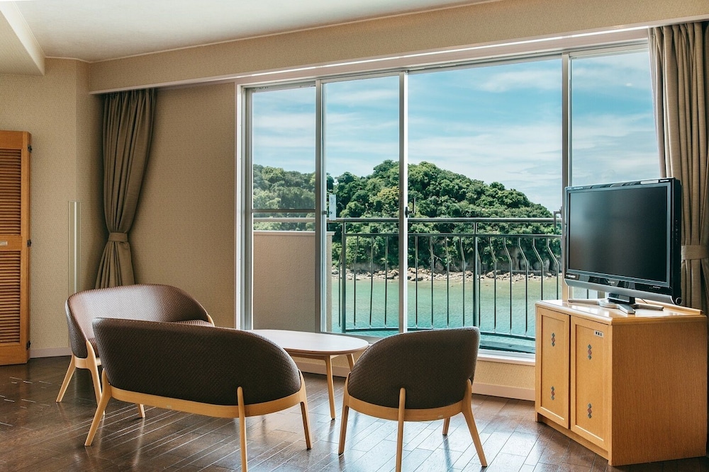 特別和洋室（バス付）禁煙 客室3 | 亀の井ホテル 紀伊田辺