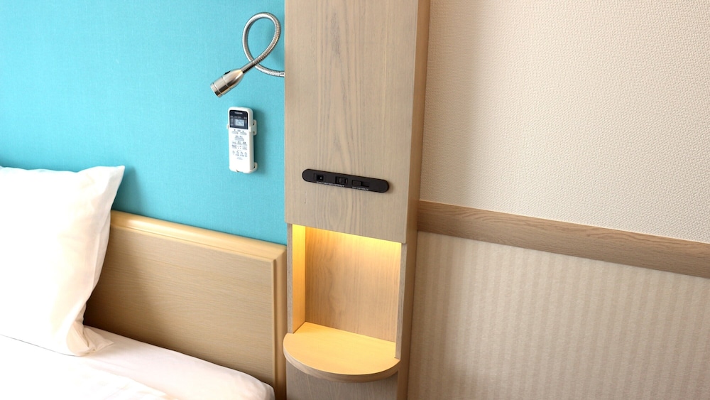 エコノミー ツインルーム 喫煙可 客室の設備とサービス0 | 東横 INN 伊勢市駅