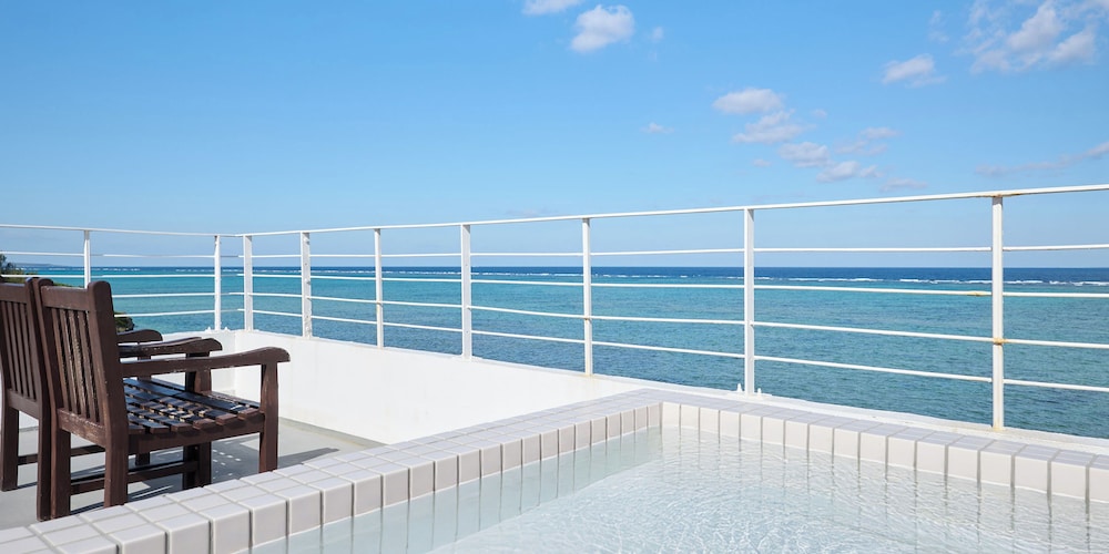 302 Star 客室5 | カーサドゥマイオーシャンヴィラ今帰仁