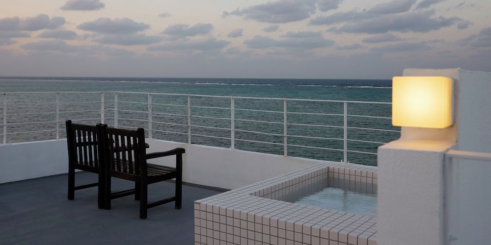 302 Star 客室8 | カーサドゥマイオーシャンヴィラ今帰仁