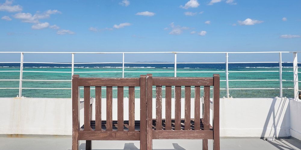 301 Wave テラス / パティオ0 | カーサドゥマイオーシャンヴィラ今帰仁