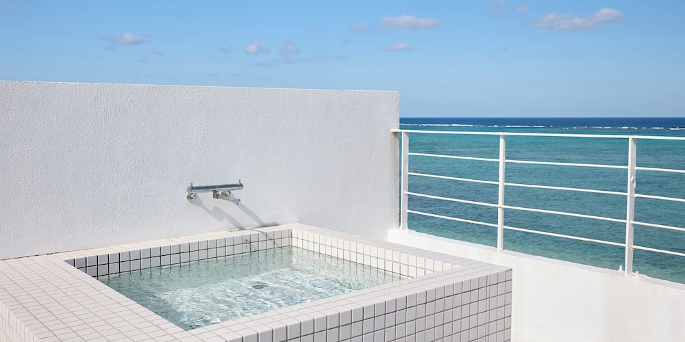 301 Wave 客室2 | カーサドゥマイオーシャンヴィラ今帰仁