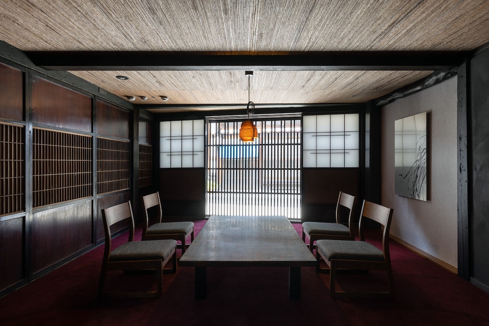 109 別館 · 上原屋 半露天風呂 禁煙 部屋からの景観0 | BYAKU Narai